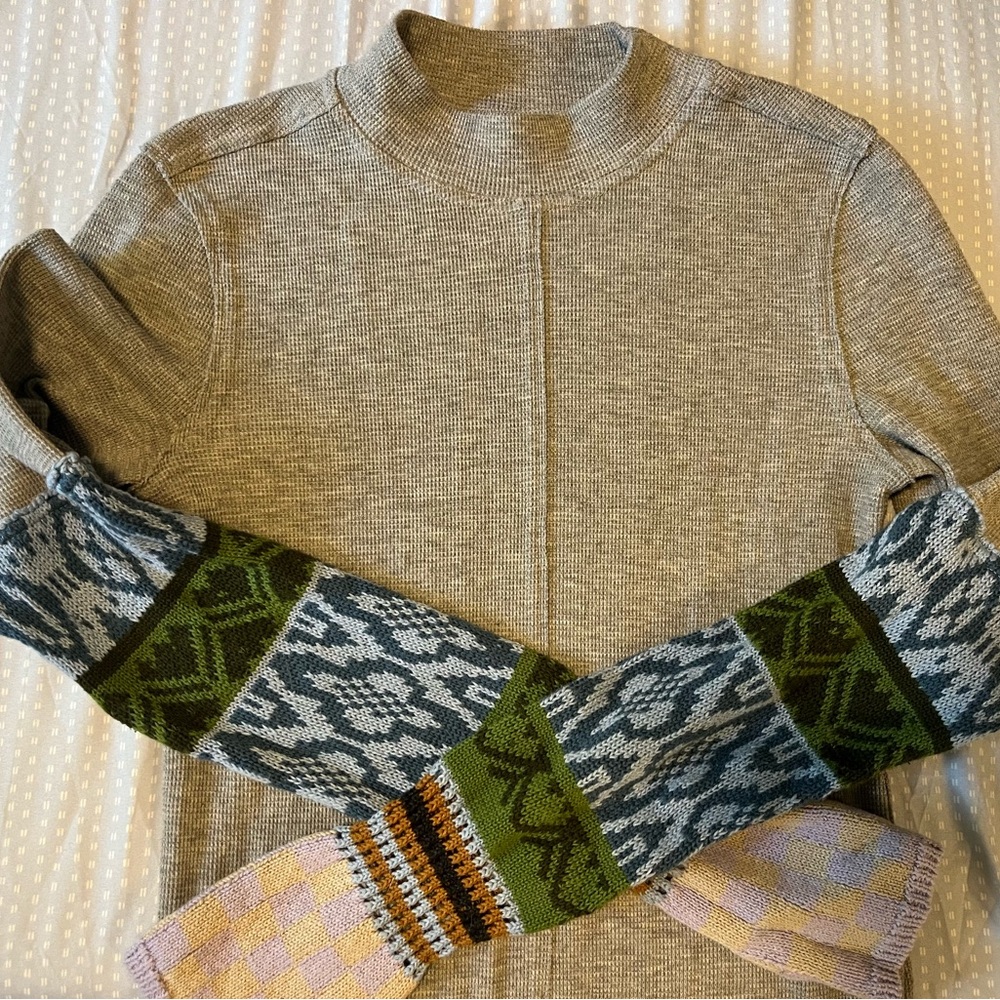 We The Free Gray Textured Sweater